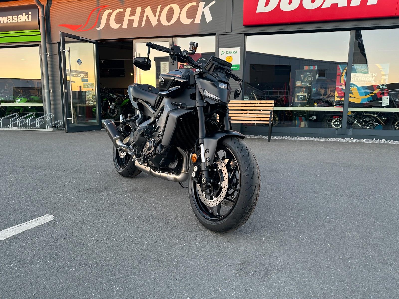 Yamaha MT-09 Black Edition