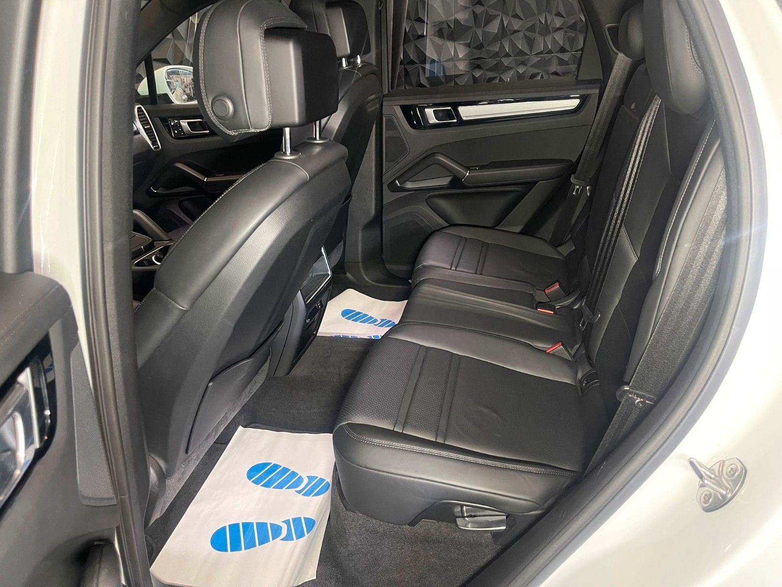 Porsche Cayenne schwenkbare AHK,Leder, Kamera foto 16