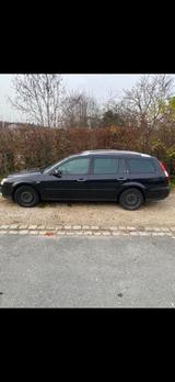 Ford Mondeo Ghia (FÄHRT NICHT) - Ford Mondeo aus 2004 mit Diesel-Antrieb