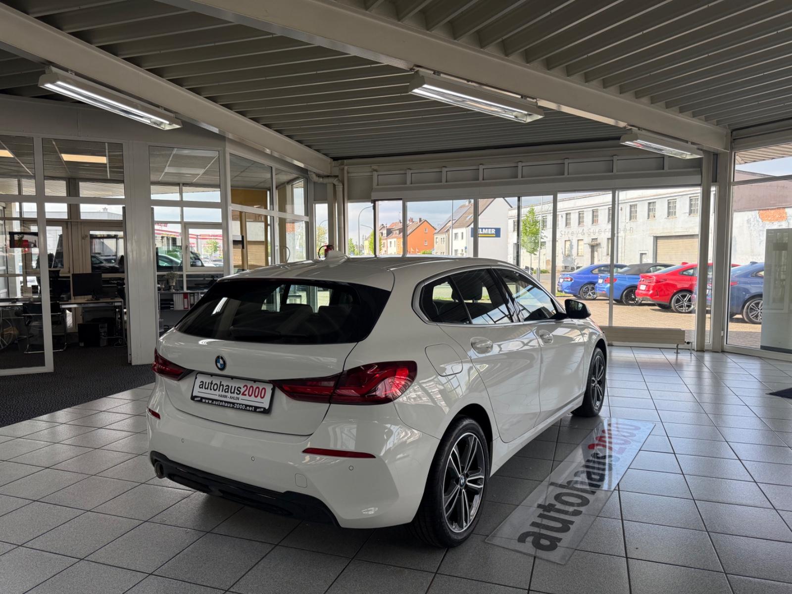 BMW 116d Sport Line AUT./LED/LIVE COCKPIT/DAB