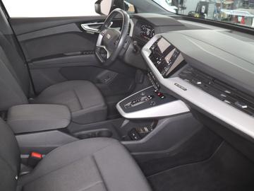 صورة مصغرة 12 لـ 2024 AUDI Q4 E-TRON