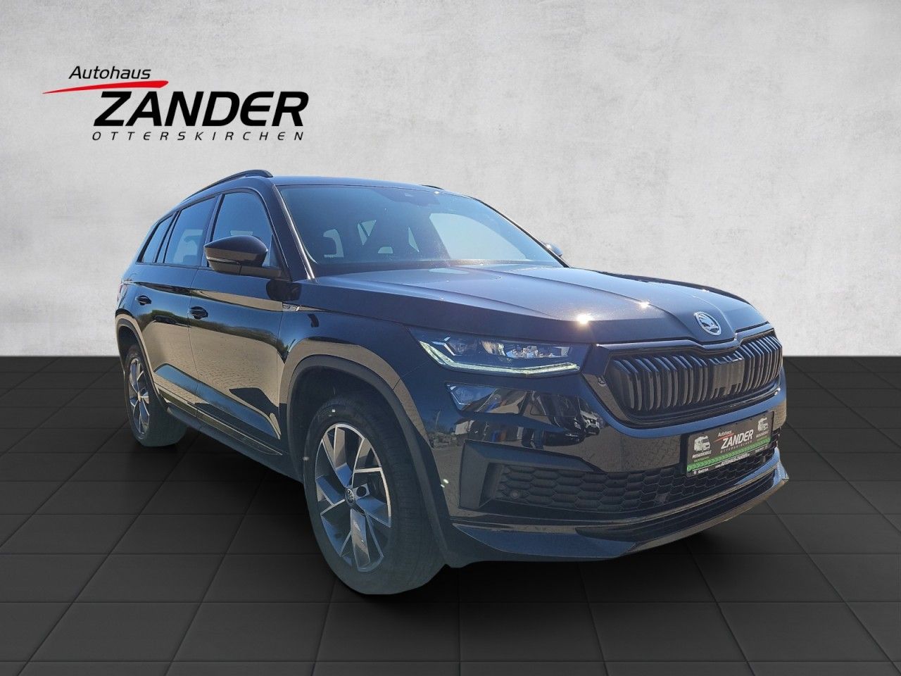 Fahrzeugabbildung SKODA Kodiaq Sportline DSG,4x4,AHK,Navi,Matrix,Canton