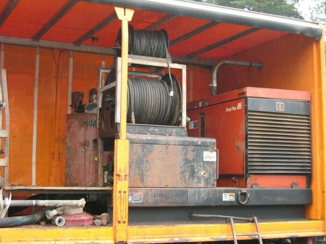 Ditch Witch Fluid Pac FP85 Misch-und Pumpanlage+kpl.Pritsche