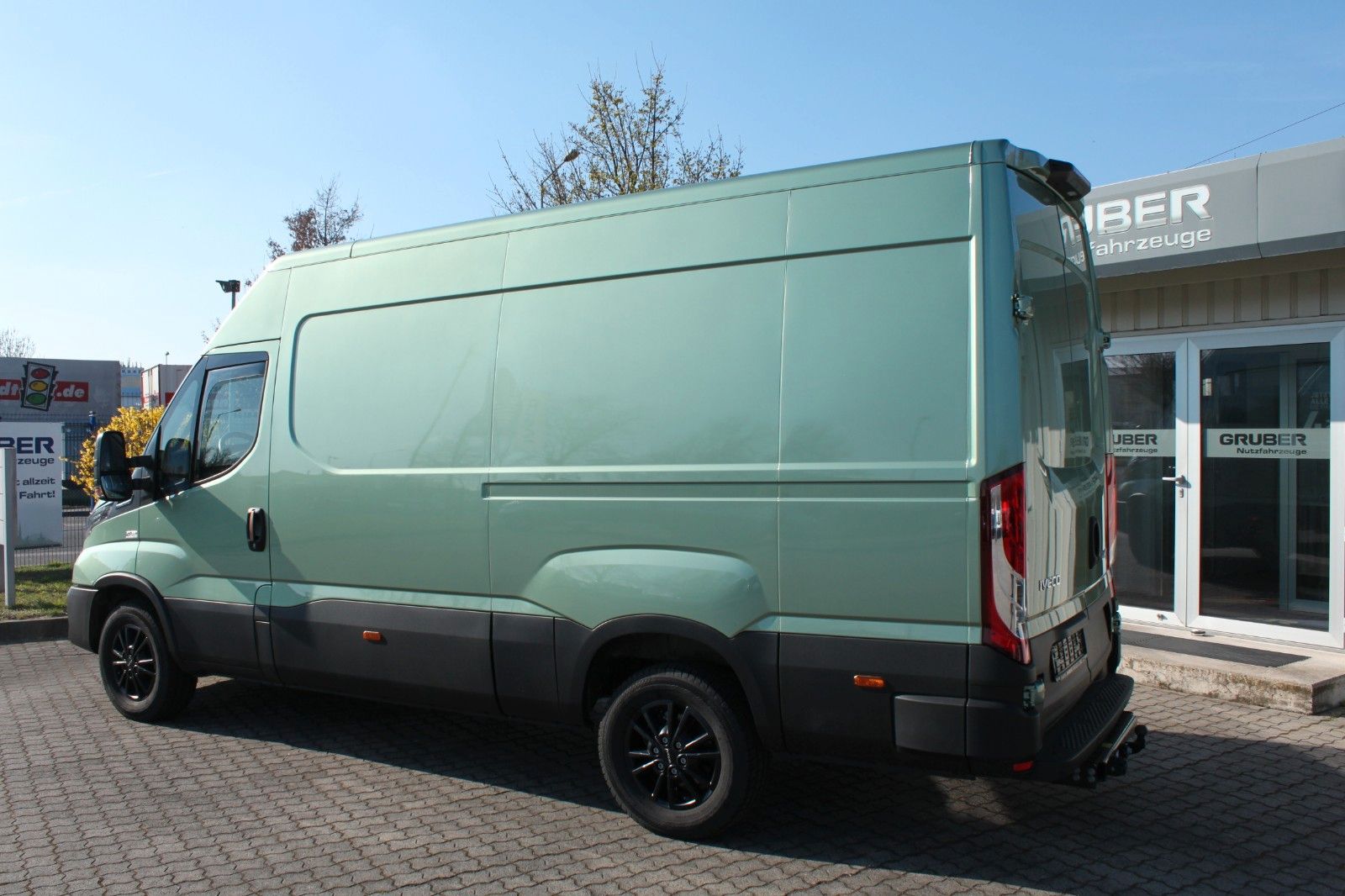 Fahrzeugabbildung Iveco Daily 35S18HA8