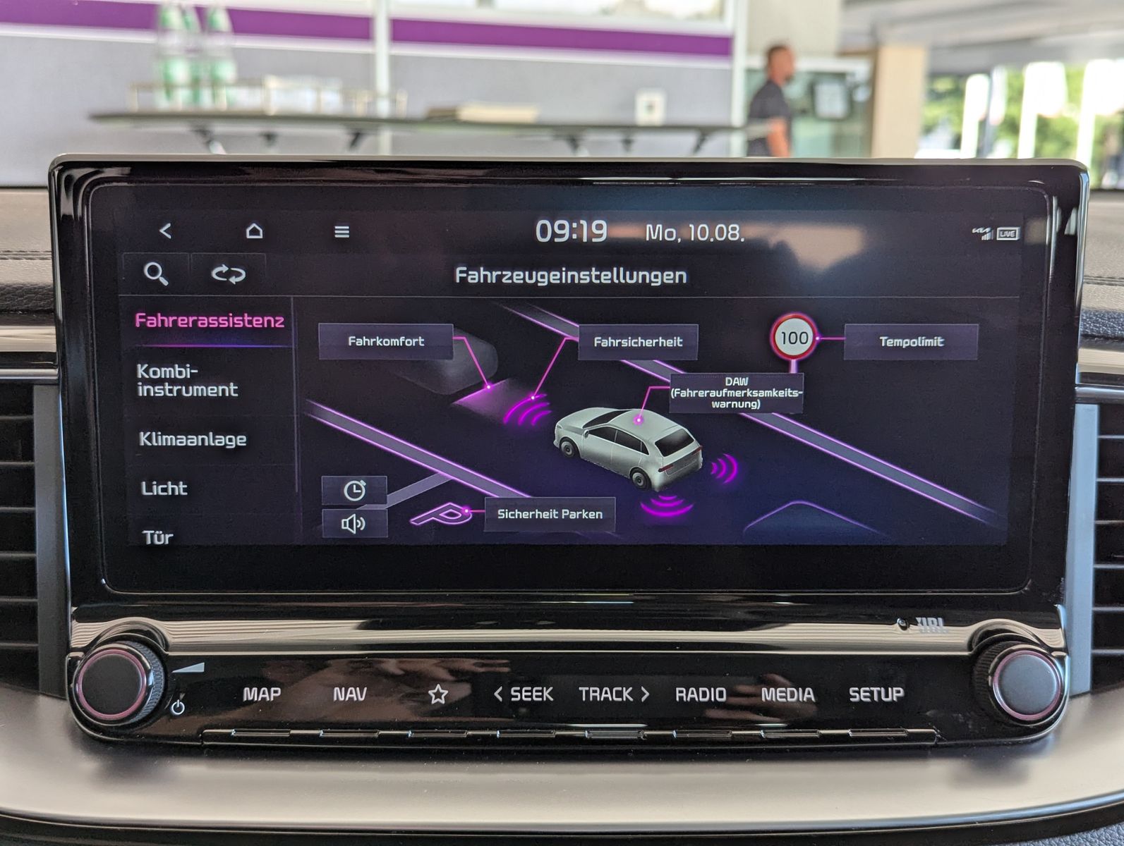 Fahrzeugabbildung Kia cee'd Sportswagon 1.5 Ultim Style-Pak JBL ACC 7J