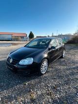 Volkswagen Golf V Lim. GT - Volkswagen Golf: Coupe