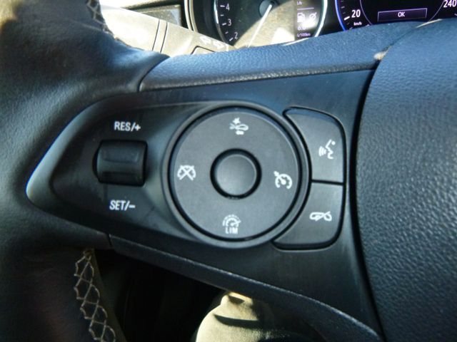 Fahrzeugabbildung Opel Astra K Sports Tourer 1,2T >AHK/LED/KAM/PDC<