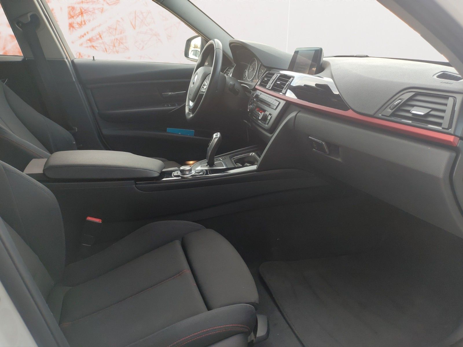 Fahrzeugabbildung BMW 335 Baureihe 3 Touring 335d xDrive