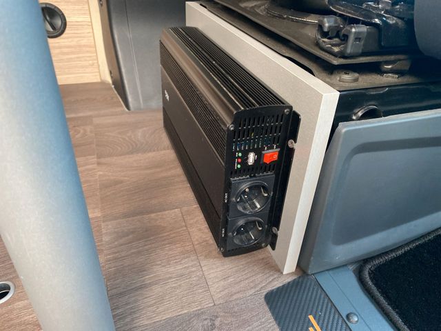 Sunlight Cliff CV540 Wechselrichter TV Solar Lithium AHK