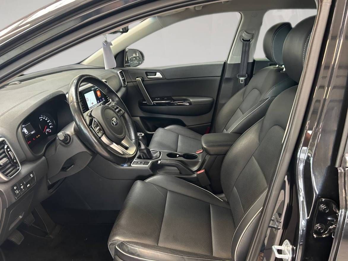 Fahrzeugabbildung Kia Sportage 1.6 GDI 2WD Dream-Team Edition