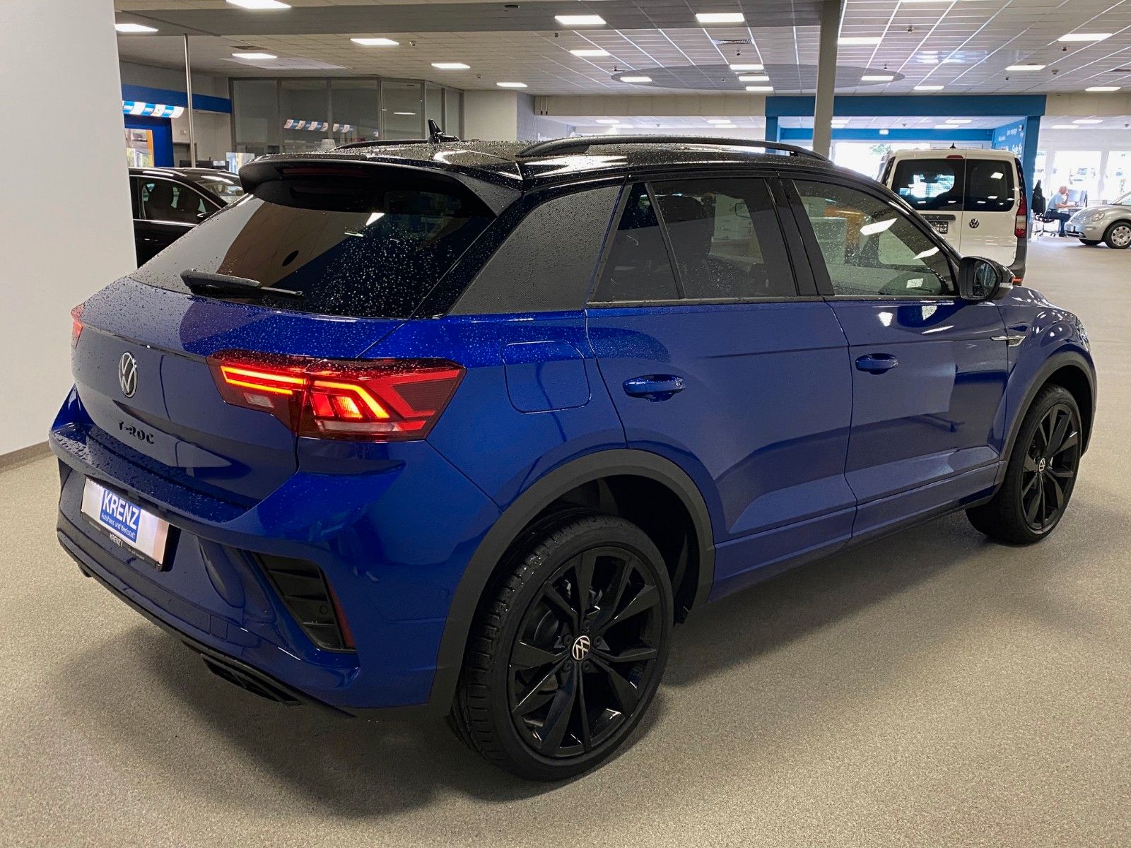Fahrzeugabbildung Volkswagen T-Roc 1.5 TSI DSG R-Line+ACC+AHK+19 ZOLL ALUFELG