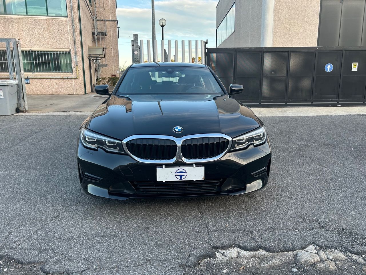 BMW Bmw 318 318d Gran Turismo Business Advantage aut imagem 2