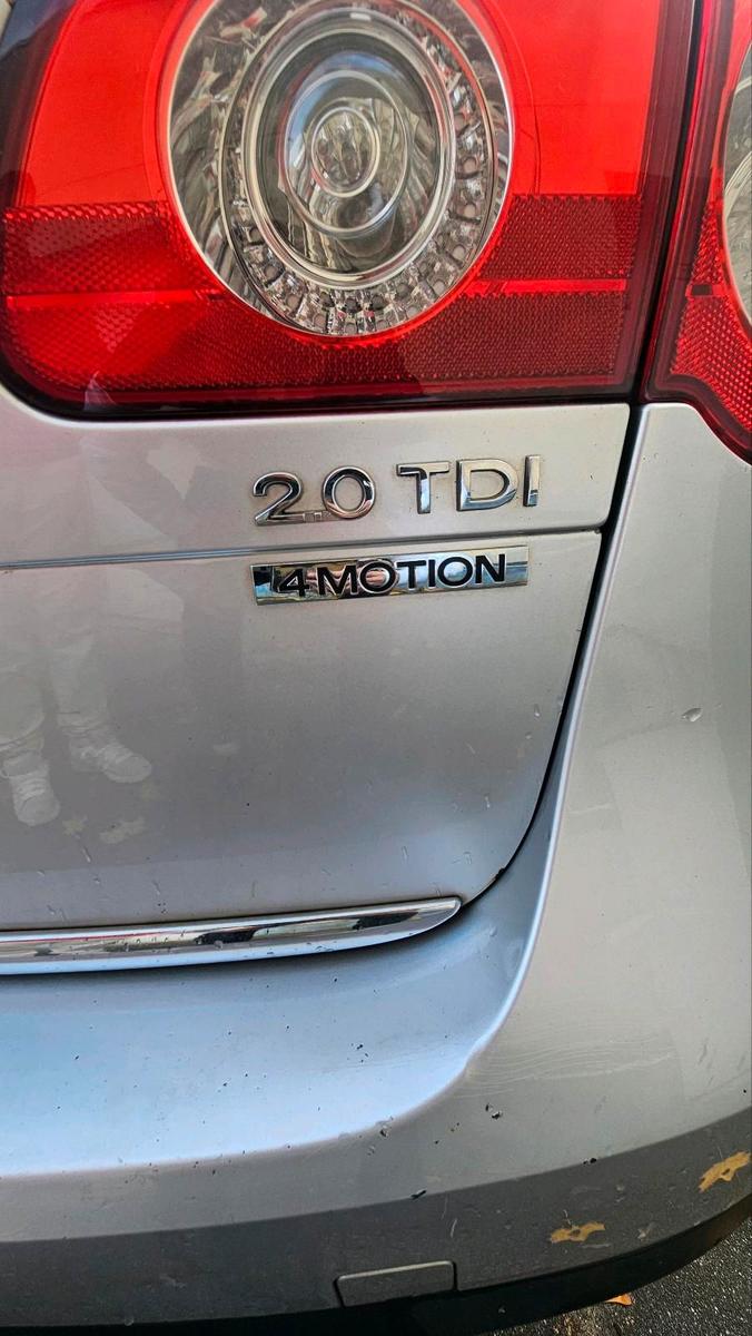 Volkswagen Passat 2010 — photo 6