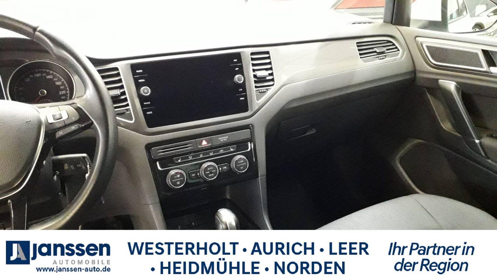 Fahrzeugabbildung Volkswagen Sportsvan 1,5 TSI ACT DSG Join