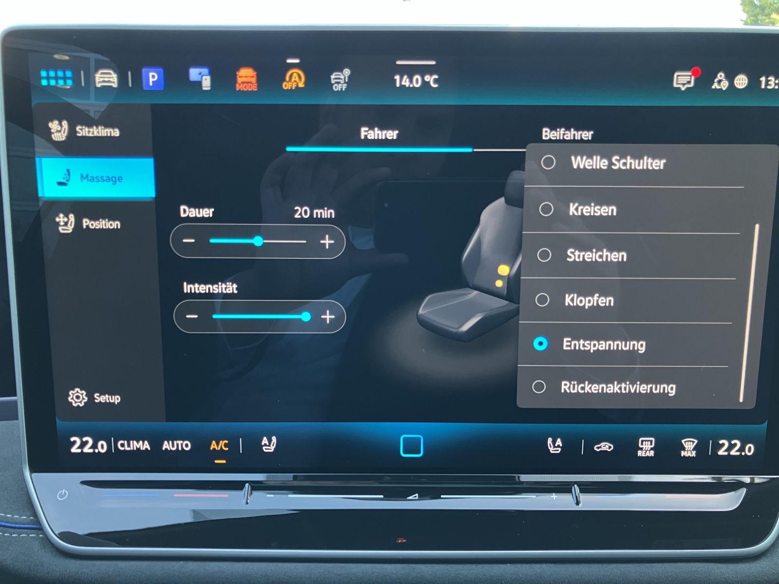 Fahrzeugabbildung Volkswagen Passat Variant TDI R-Line DSG Matrix 4M Navi AHZ