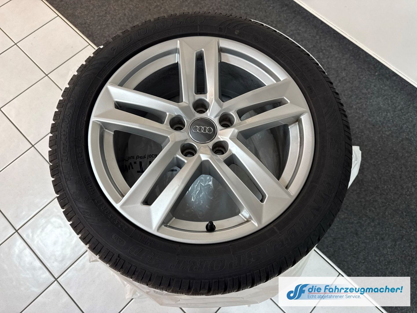 Fahrzeugabbildung Audi A4 Avant 40 TDI quattro S line 2.0 EU6d StandHZG