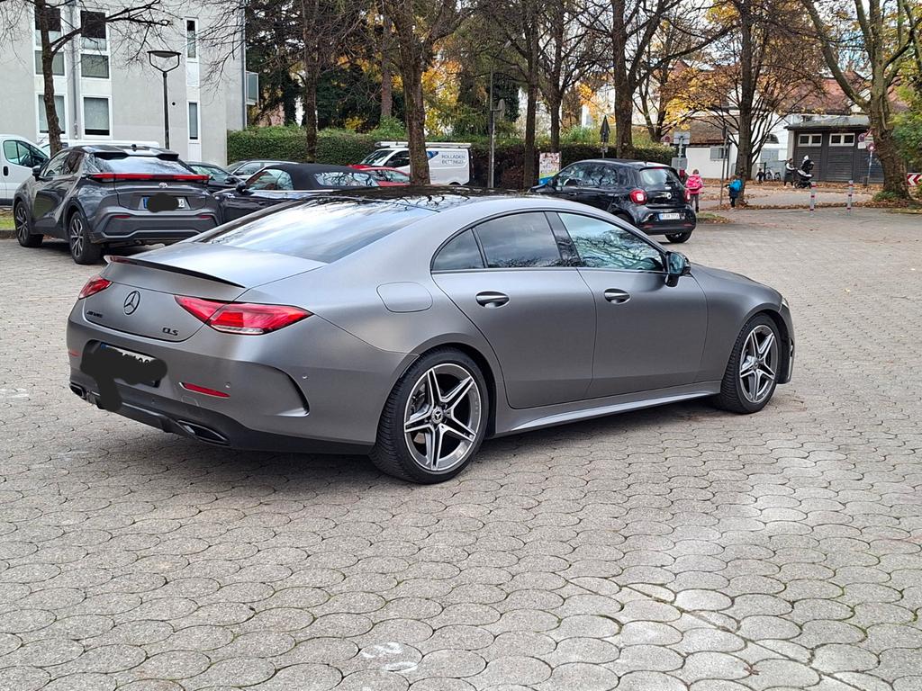 Mercedes-Benz CLS 220