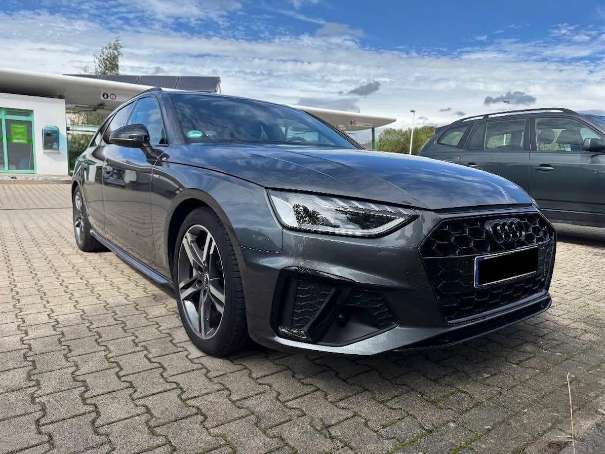 Audi A4 40 TDI S tronic S line Avant S line