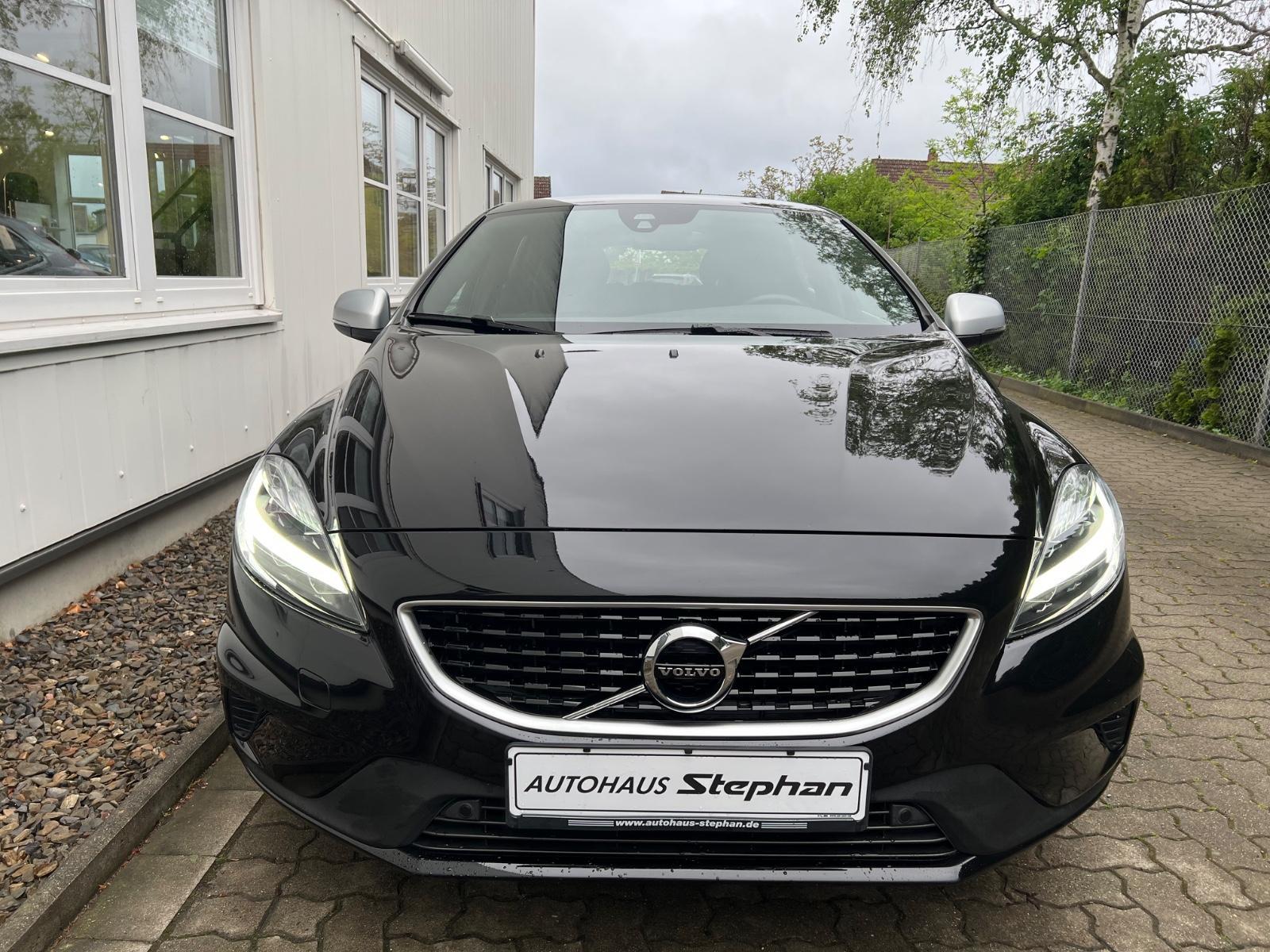 Volvo V40 T3 Automatik R-Design NAVI GARANTIE