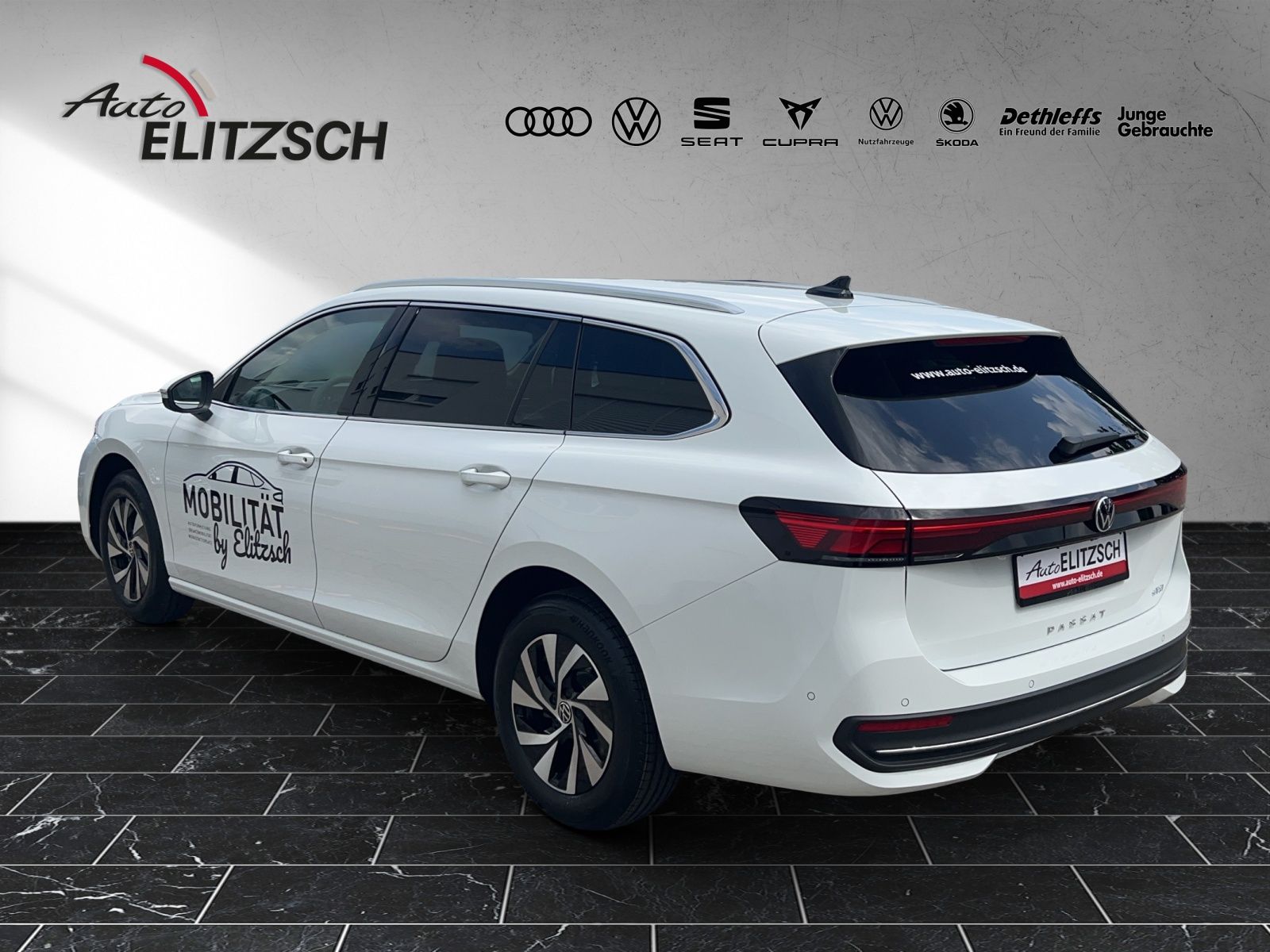Fahrzeugabbildung Volkswagen Passat TSI Business DSG LED ACC Navi HUD AID Par