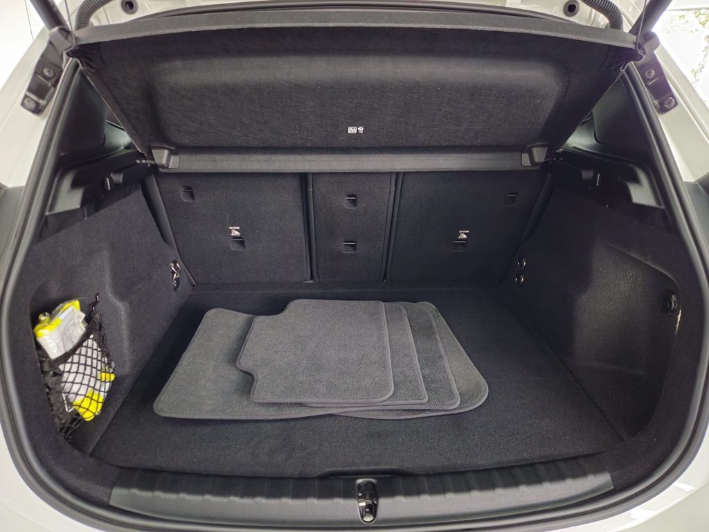 BMW 218 Active Tourer M Sport*LED*PANO*KEYL*ACC*TOTW