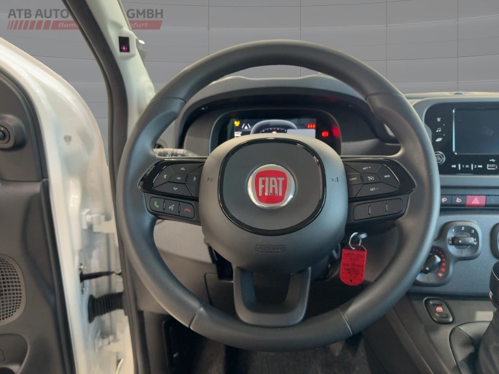 Fahrzeugabbildung Fiat Pandina Icon, PDC hinten,DAB,Klima,ZV,Radio,Temp