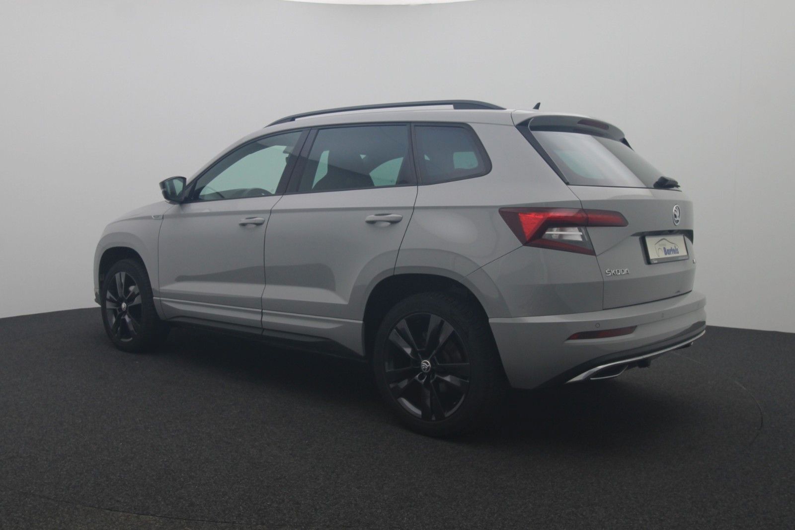 Fahrzeugabbildung SKODA Karoq 1.5 Ambition Sports-Line LED NAVI ACC