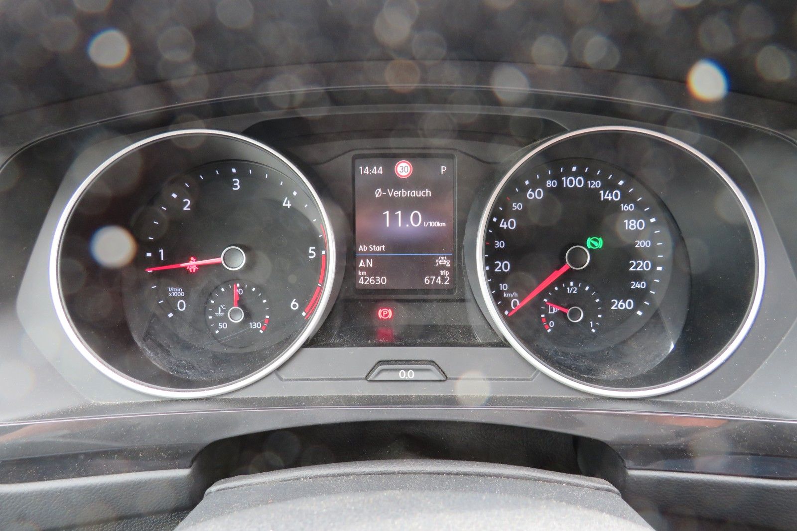 Fahrzeugabbildung Volkswagen Tiguan Life DSG AHK KAMERA ACC PDC SITZH. NAVI 1