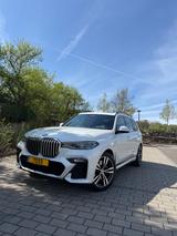 BMW X7 xDrive40d - - BMW X7 von privat