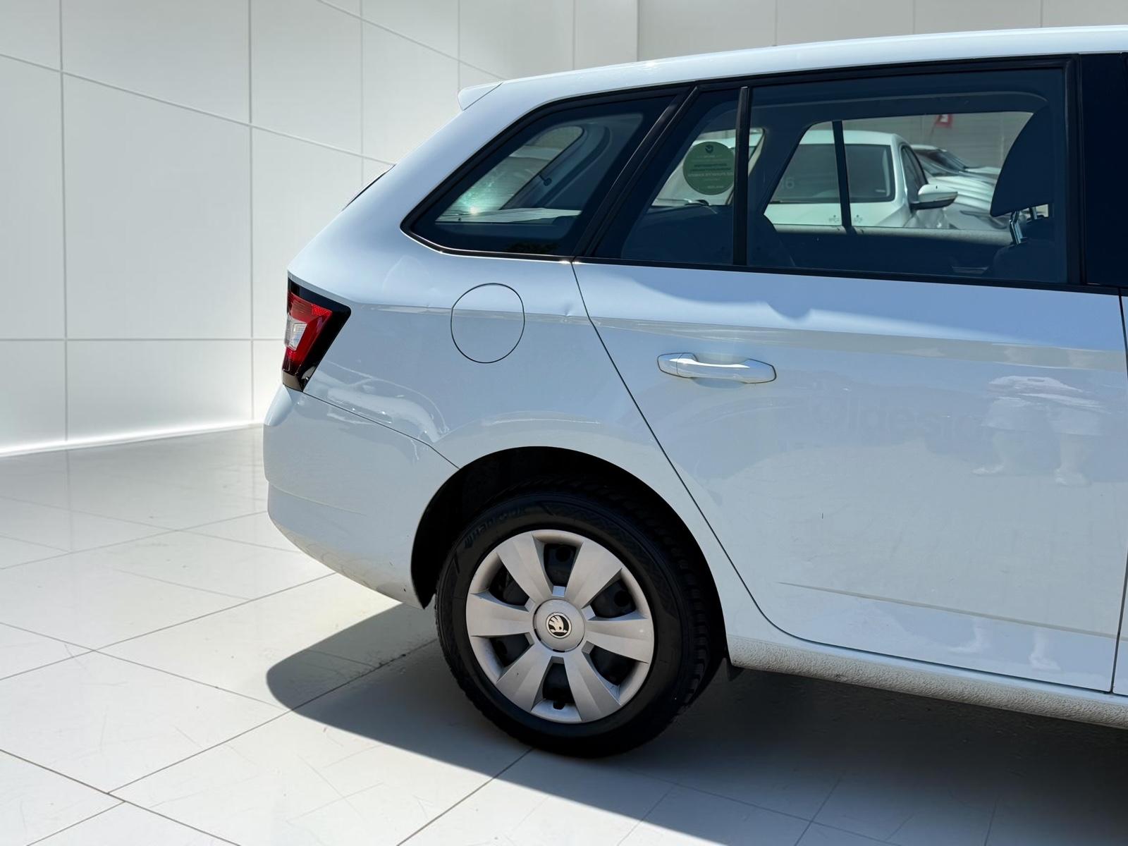 Skoda Fabia 2015 — photo 7