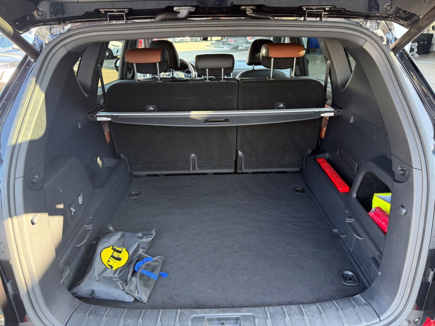 Fahrzeugabbildung KGM Rexton Sapphire 2.2D 4WD AT Top Zustand