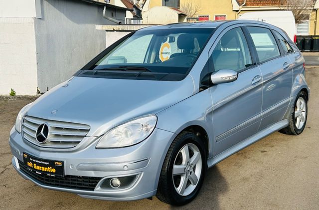 Mercedes-Benz B 200*AUTOMATIK*AHK*PDC*PANO*SHZ*