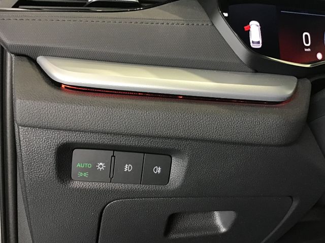 Fahrzeugabbildung Skoda Octavia Clever Combi 1.5 TSI DSG/Navi/RFK/ACC