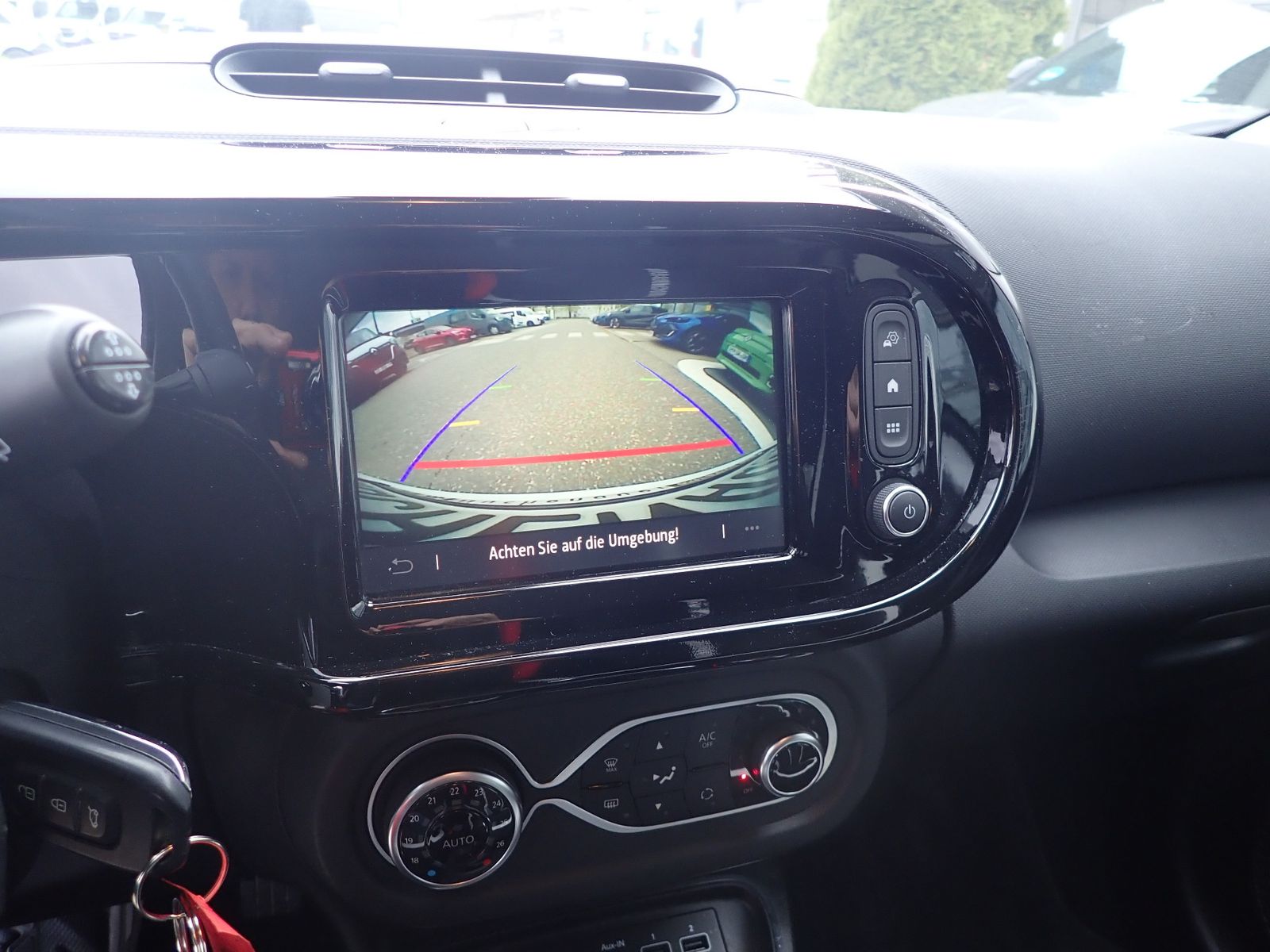 Fahrzeugabbildung Renault Twingo Techno Electric URBAN NIGHT