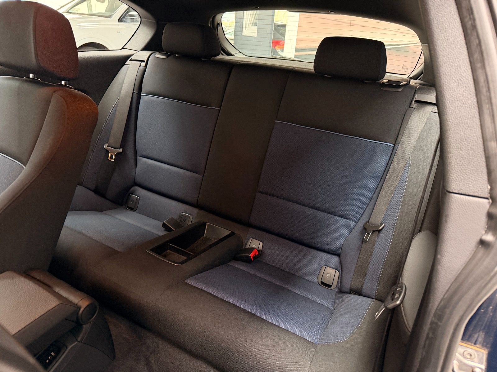 Fahrzeugabbildung BMW 118 1 Limousine 118d