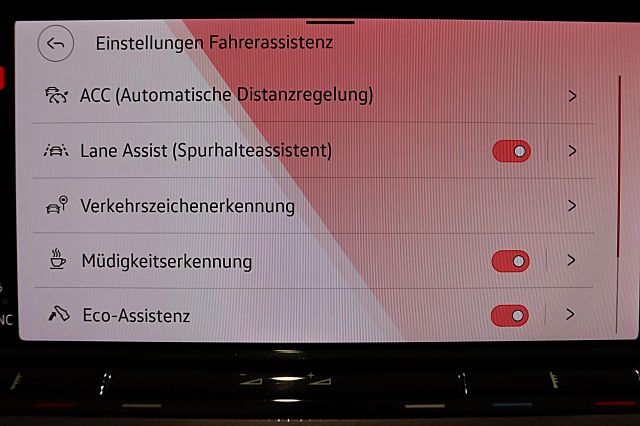 Golf GTI 2.0 TSI DSG NAVI PDC KAMERA SHZ SPORTFW