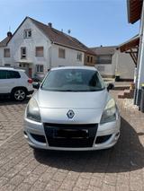 Renault Scenic / Bose Edition 2.0 / TÜV neu / Automatik - Renault Scenic aus 2011: Bose