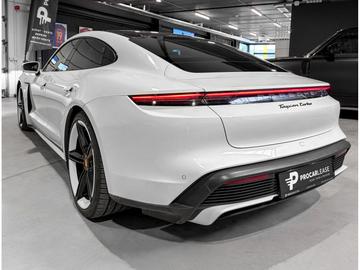 2020 Porsche TAYCAN 照片 9