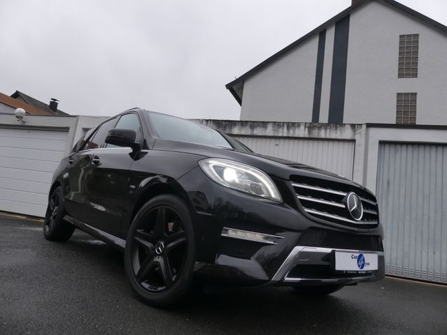 Mercedes-Benz ML 350 CDI BlueTec *AMG Sport-Paket/Kamera/Navi*