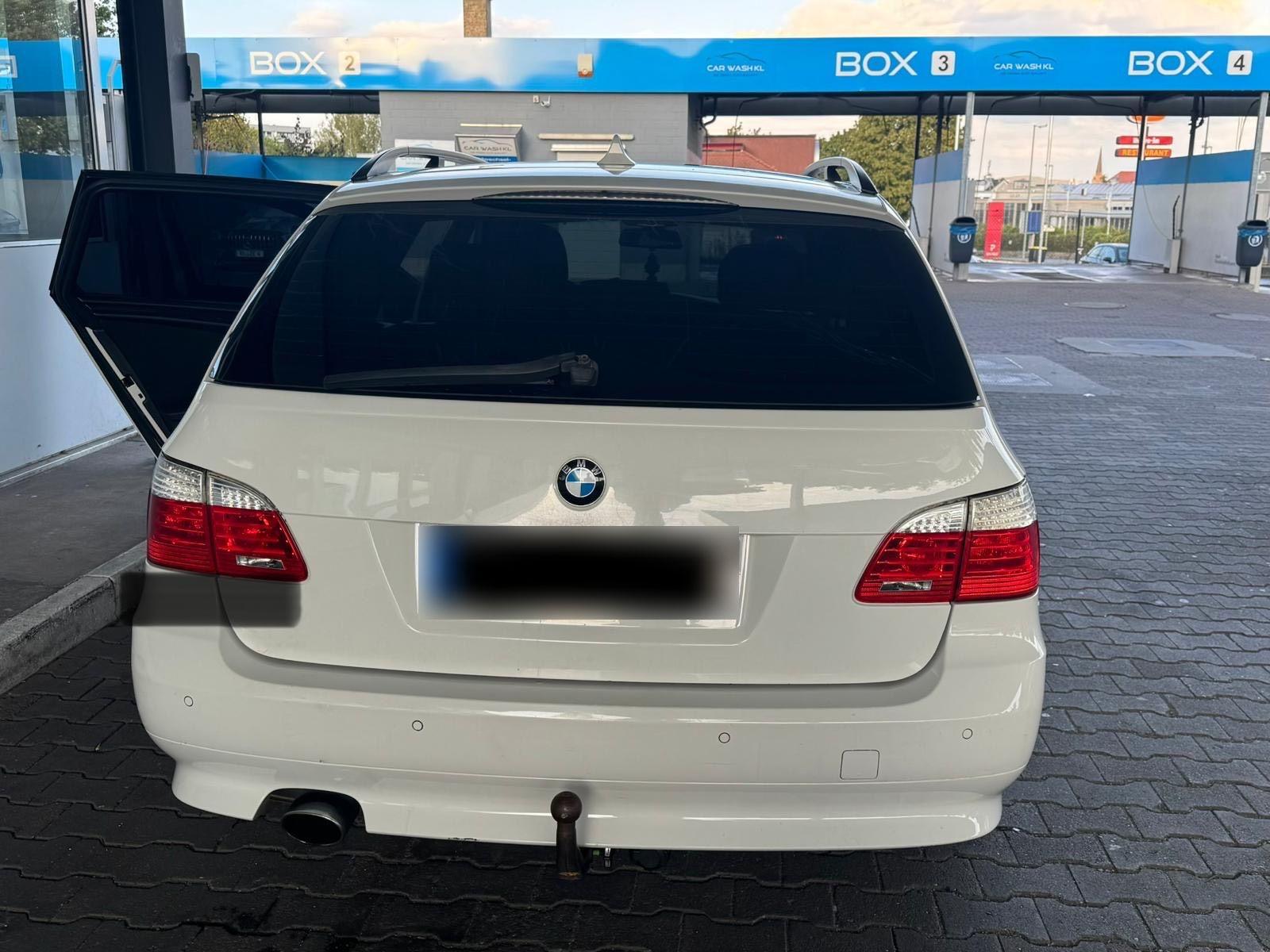BMW 520 2010 — photo 5