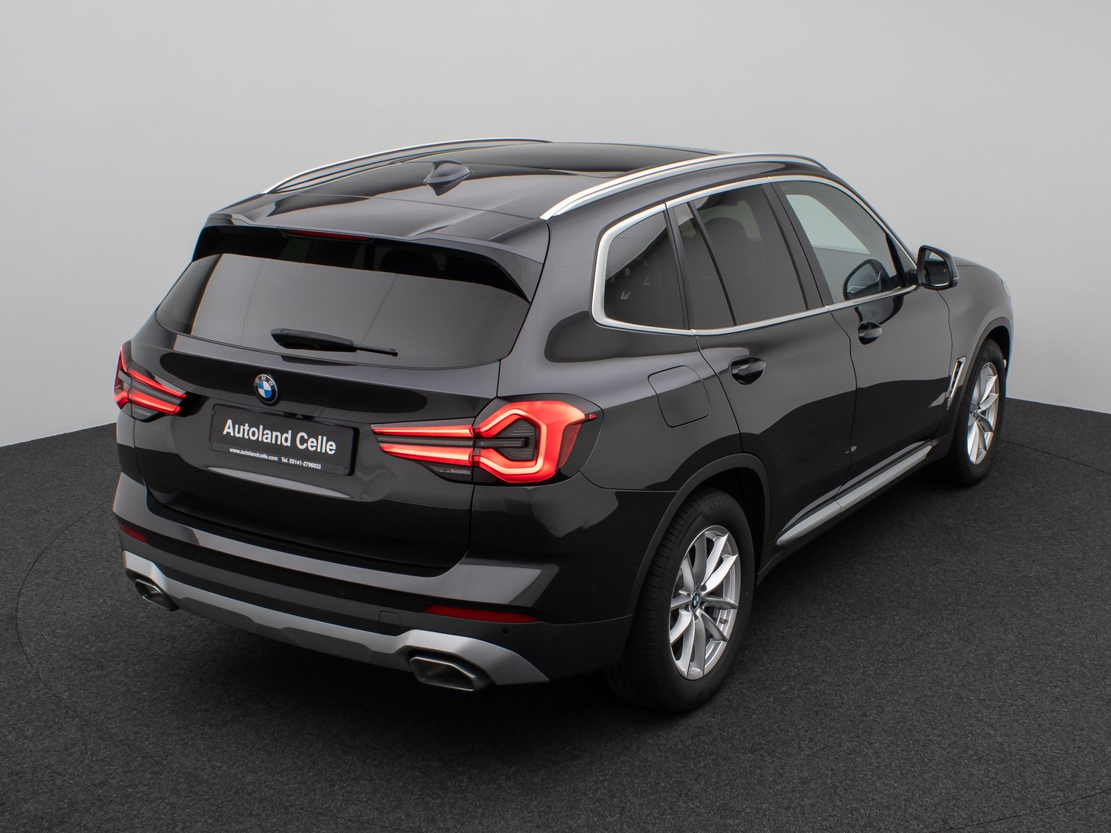 Fahrzeugabbildung BMW X3 xD30i Panorama 360°HUD DAB HiFi Komfort Sport