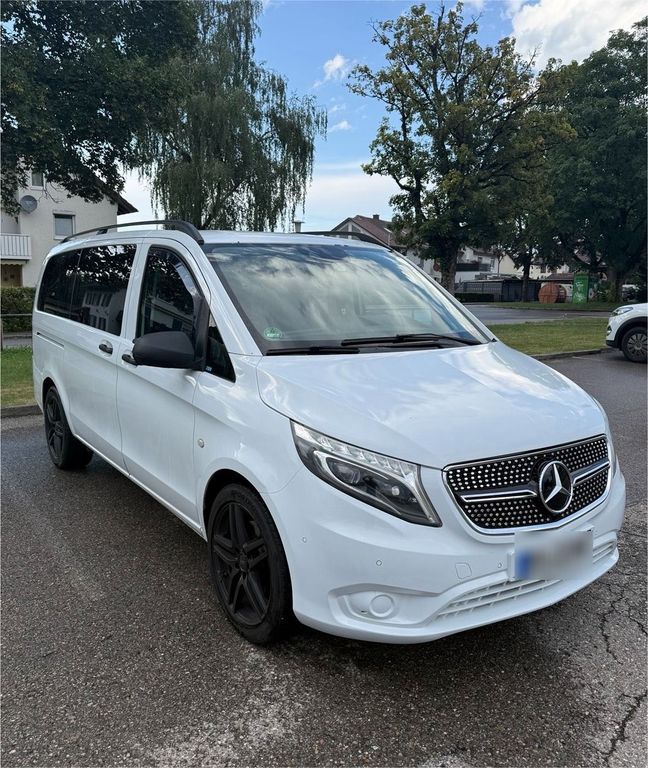 Image of Mercedes-Benz Vito