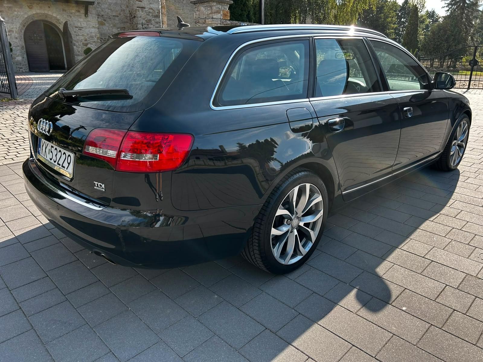 Audi Quattro 2011 — photo 11