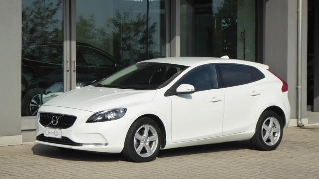 Volvo VOLVO V40 D2