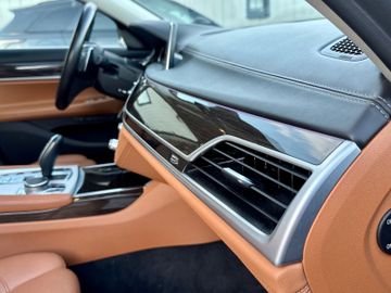 BMW 740 - 10
