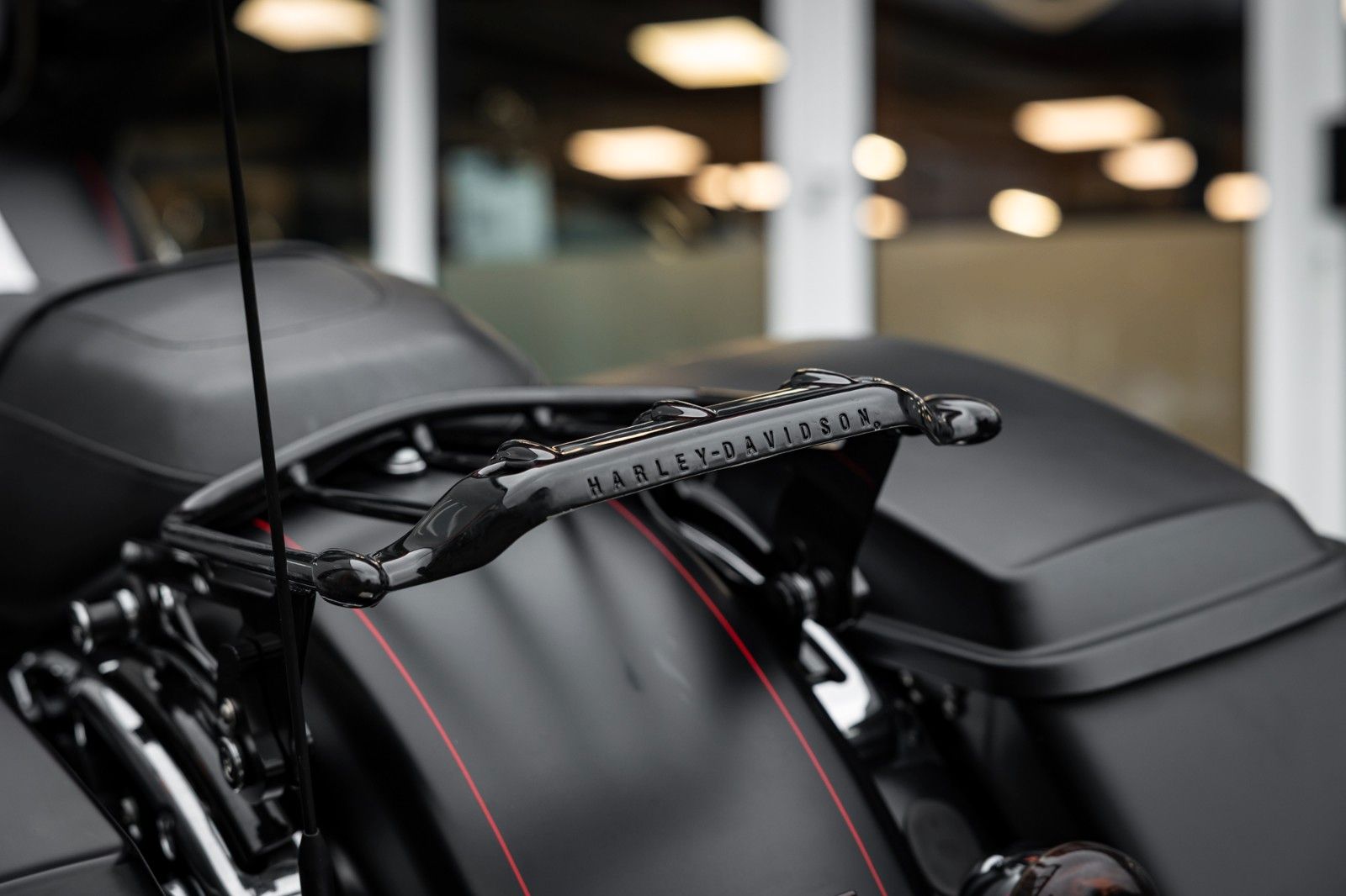 Fahrzeugabbildung Harley-Davidson FLHX Street Glide 103 cui - Jekill & Hyde -