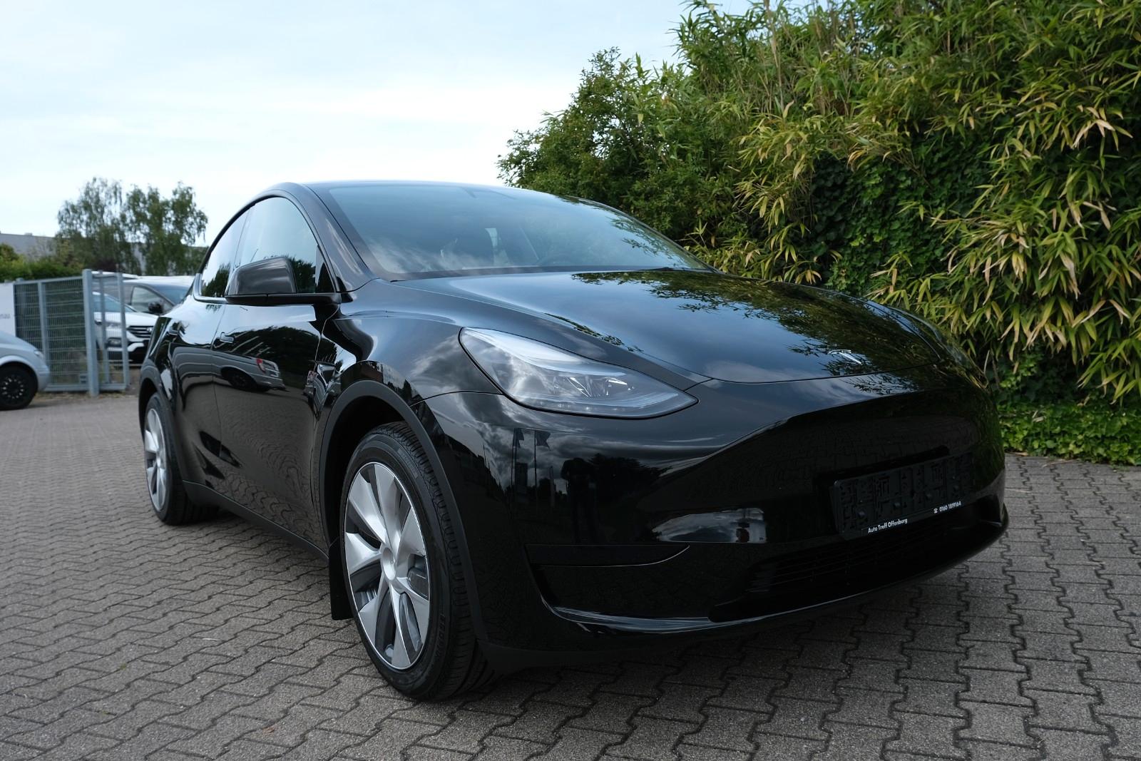 Tesla Model Basis RWD 1. Hand Tüv Neu Autopilot Pano