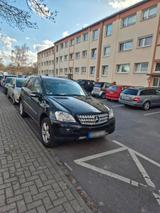 Mercedes-Benz Mercedes Benz 320 - Mercedes 320 SUV