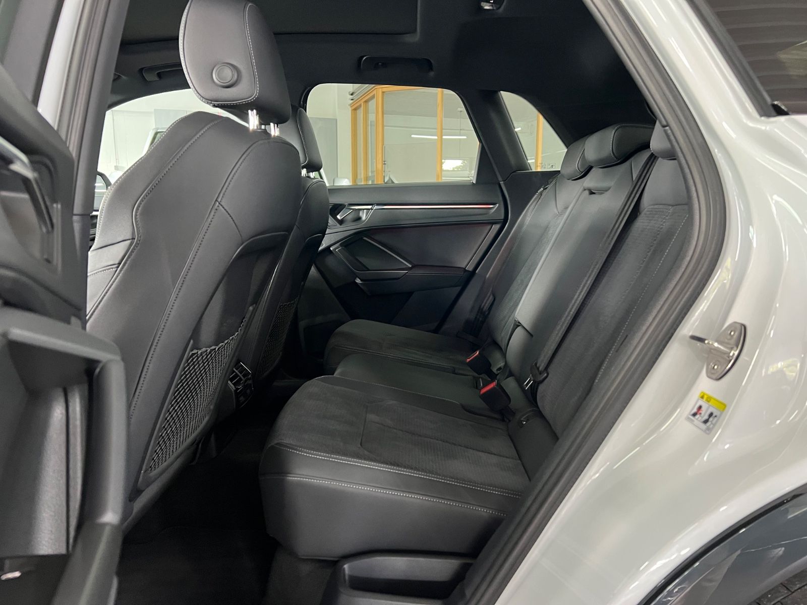 Audi Q3 35 TFSI S line UNGLAUBLICH VIELE EXTRAS foto 25