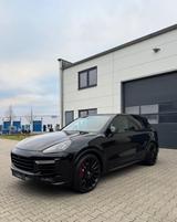 Porsche Cayenne GTS GTS - Porsche Cayenne Gebrauchtwagen in Köln